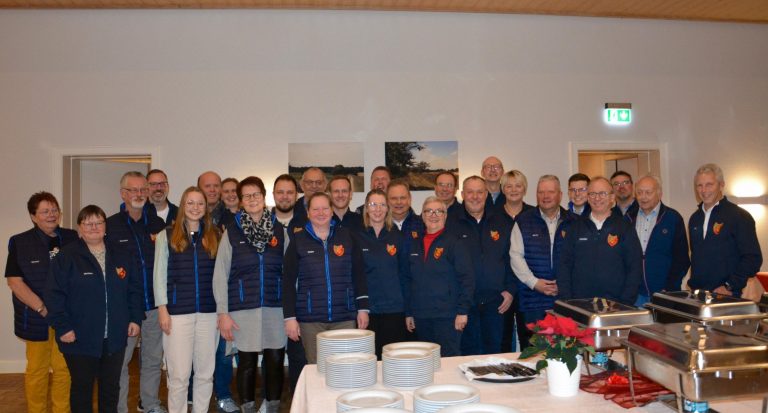 Neue Strickjacken und Westen sorgen für ein einheitliches Auftreten